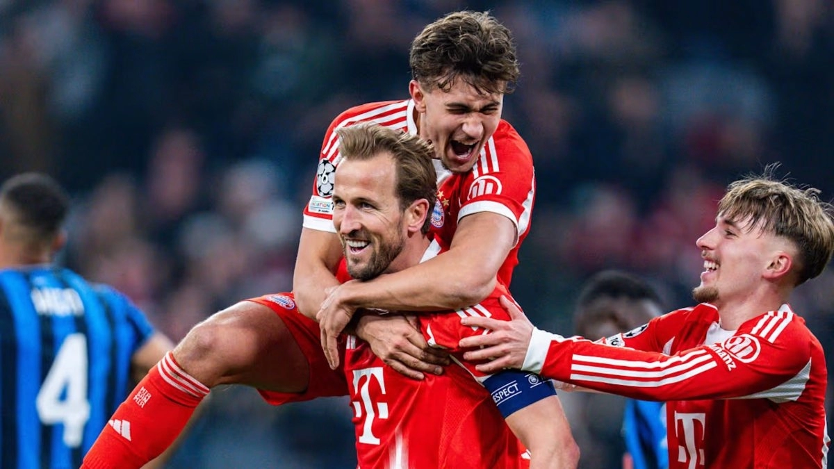 Los jugadores del Bayern de Múnich celebran un gol de Harry Kane