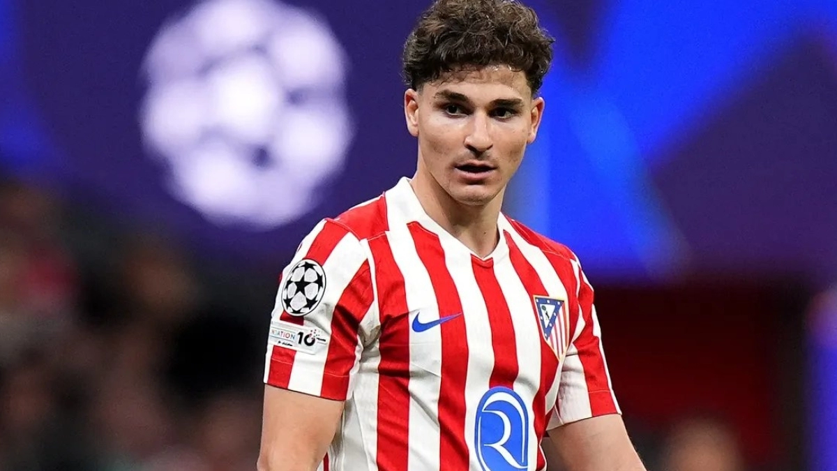 Julián Álvarez humilla al Atlético y el Barça se frota las manos