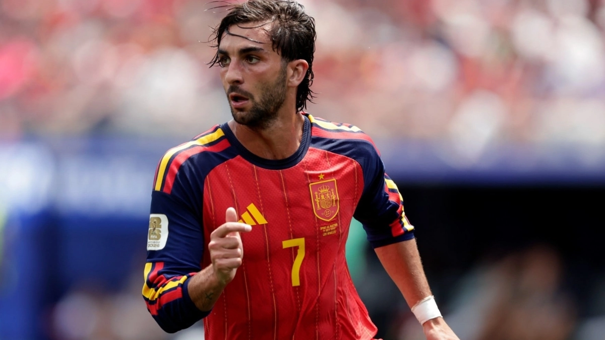 El Barcelona quiere sacarle muchos millones al PSG por Ferran Torres / Okdiario
