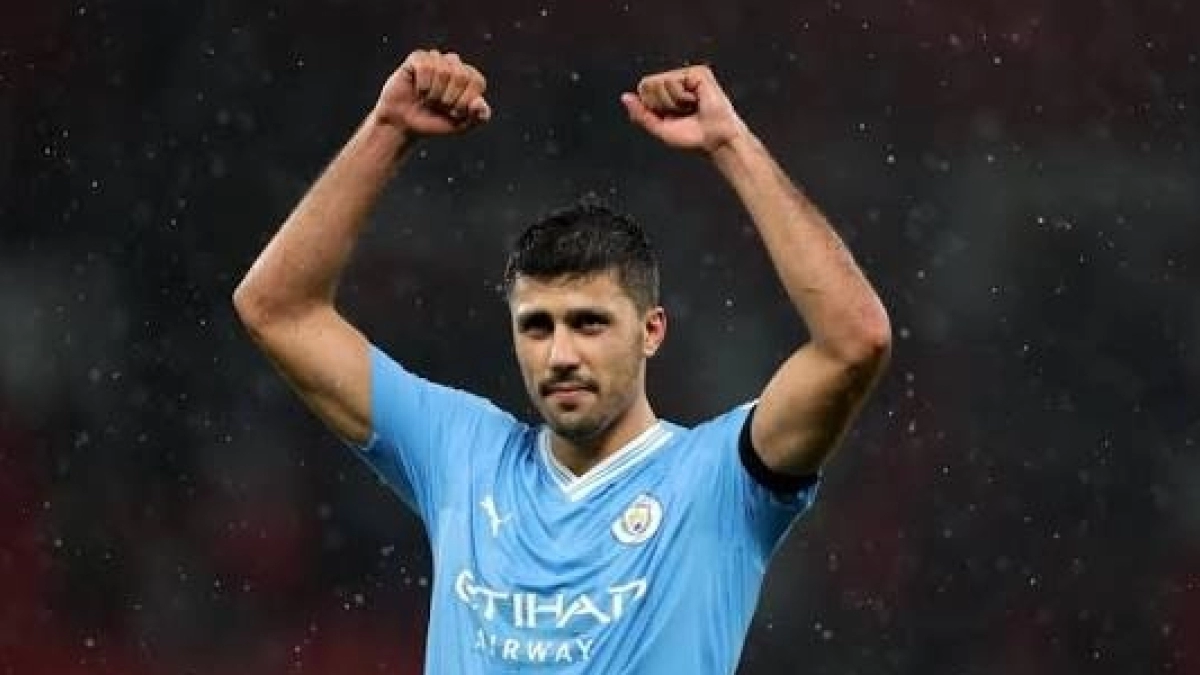 Bouaddi será el sustituto de Rodri en el City / Elgrafico