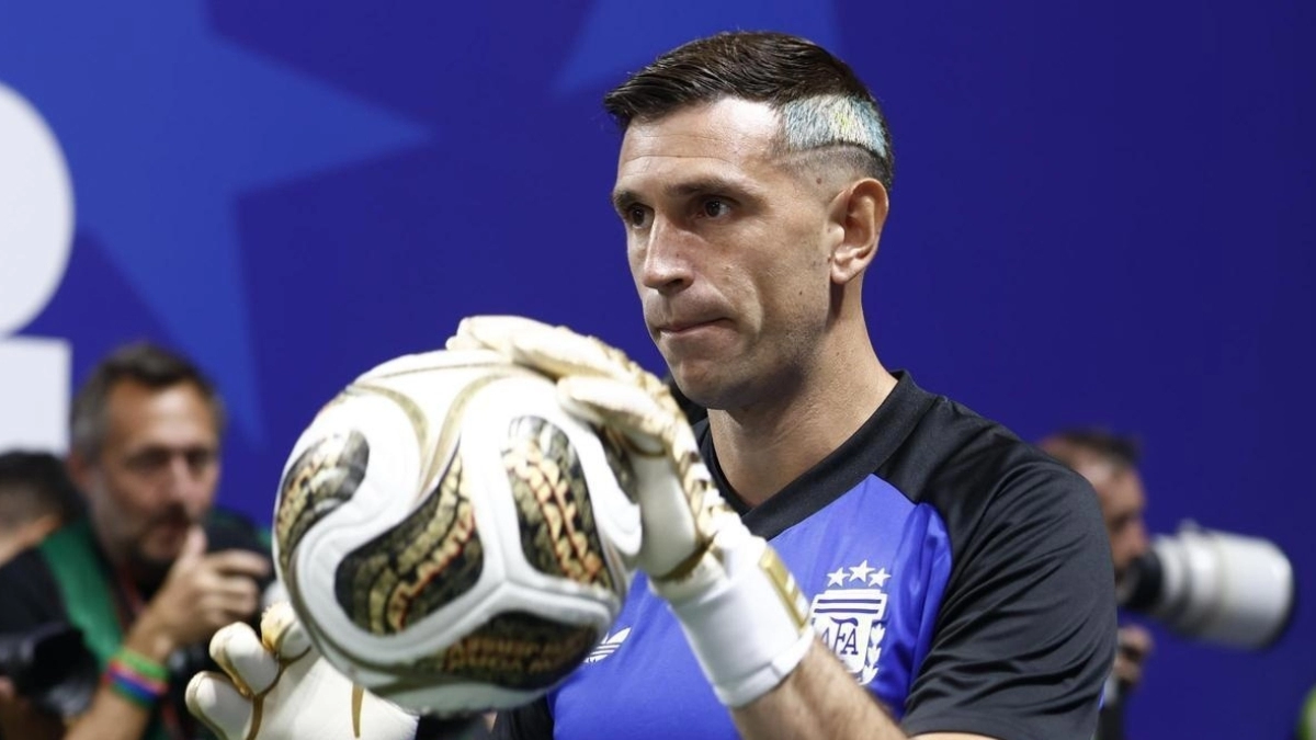 El Dibu Martínez no quiere seguir en el Aston Villa / Sport