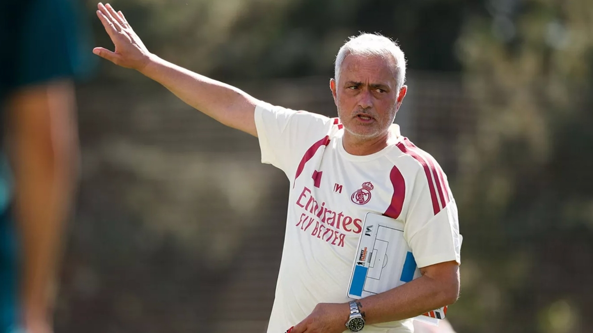 Los 6 jugadores que le sobran a Mourinho