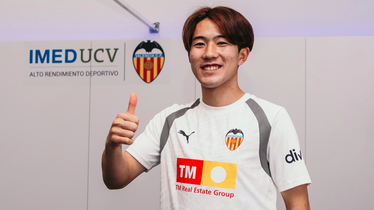 El Valencia se ilusiona con Sato / Valenciacf.com