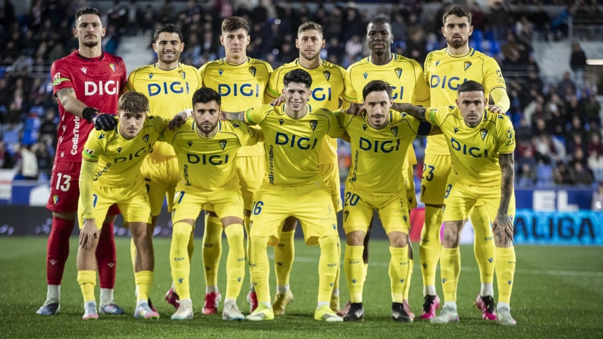 El Sevilla FC pone el foco en dos jugadores del Cádiz CF