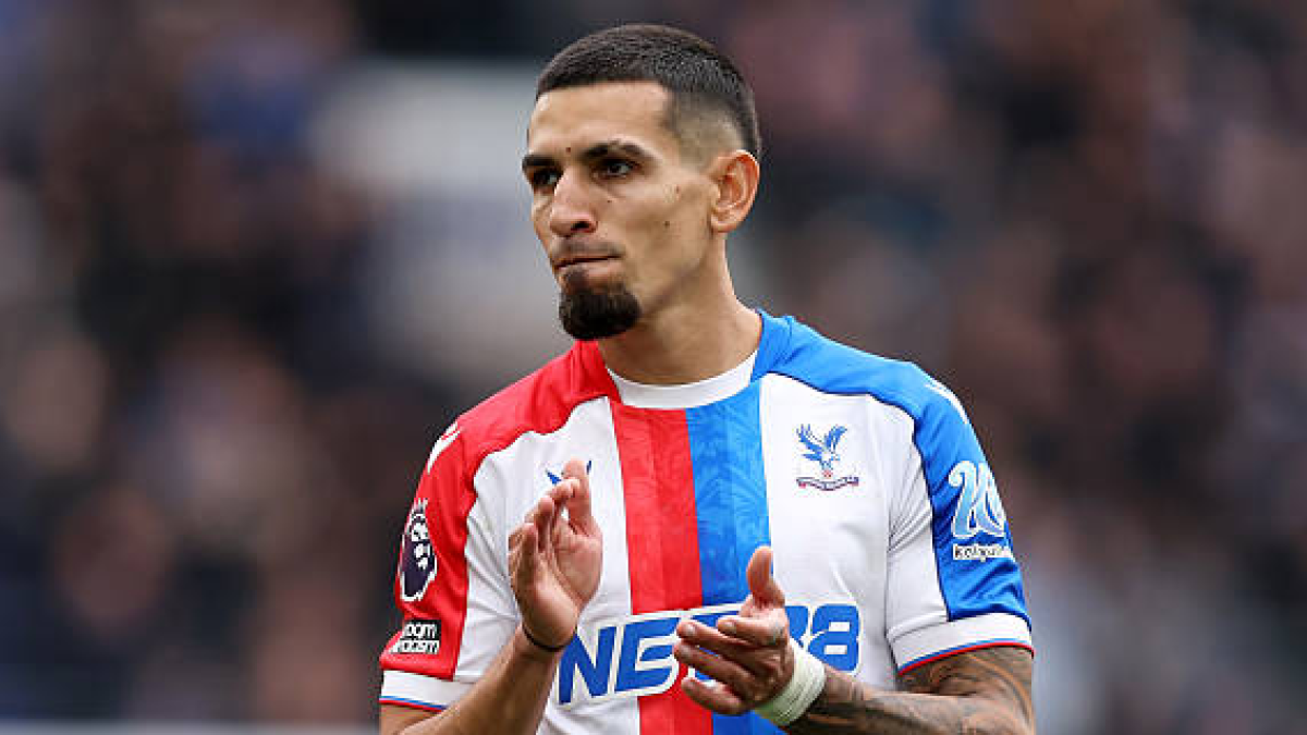 El FC Barcelona quiere fichar a Daniel Muñoz, lateral del Crystal Palace