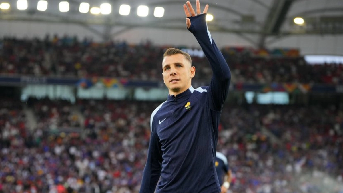 El Aston Villa elige al sustituto de Lucas Digne