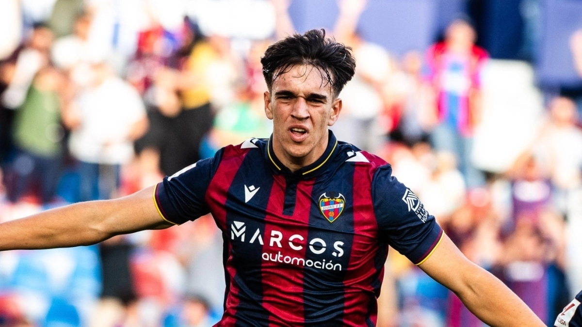 It's official: Carlos Espí is the new player of Real Madrid
