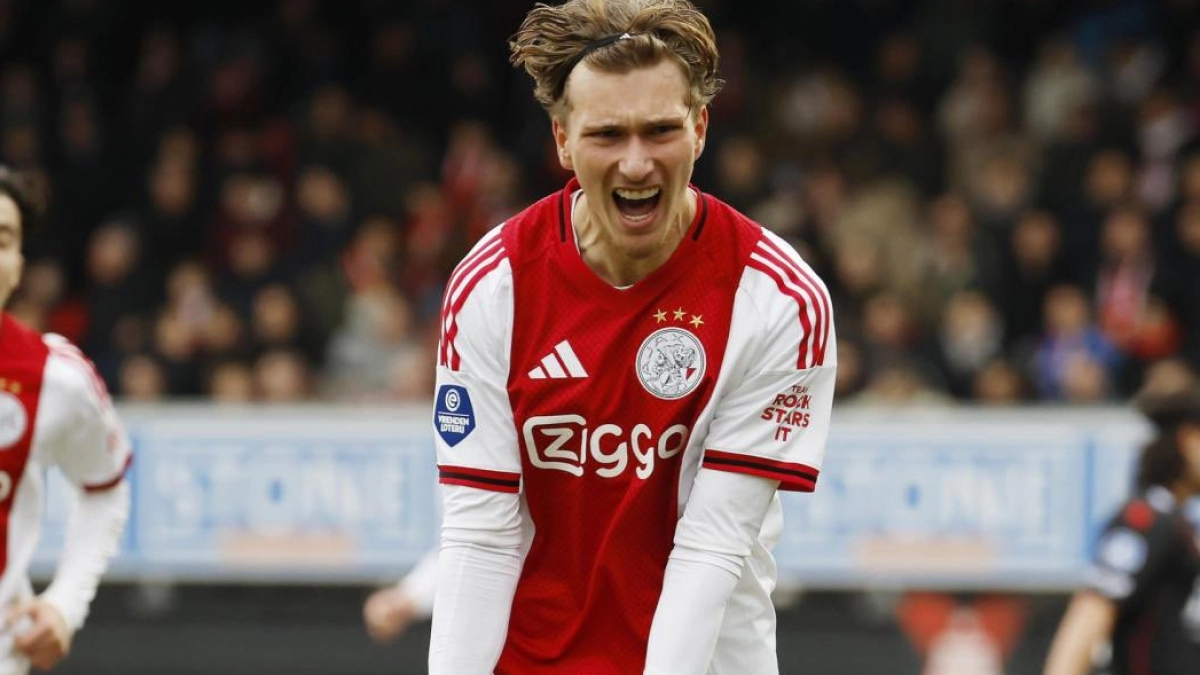 El PSG se lanza a por Mika Godts