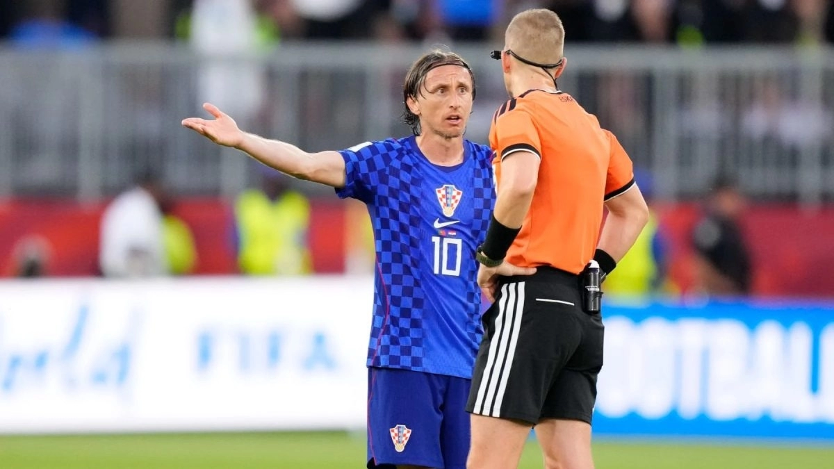 Luka Modric protests to the referee during a match of the 2026 World Cup with the Croatian national team