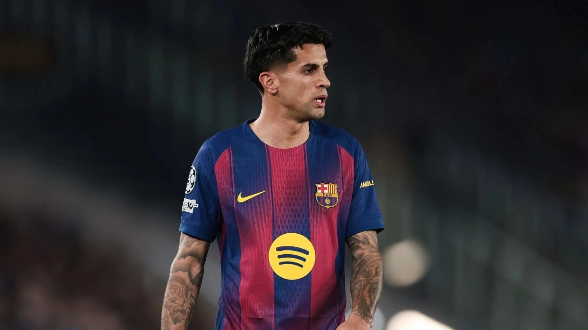 Joao Cancelo durante un partido del FC Barcelona