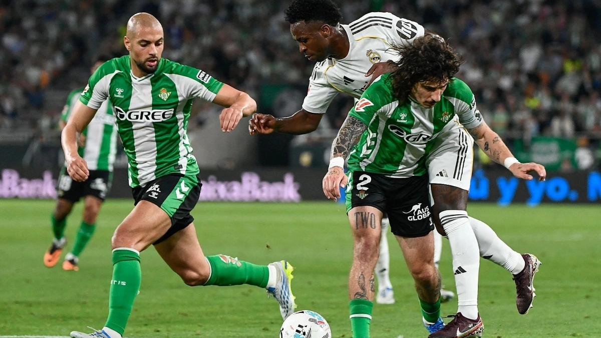 Un jugador muy cotizado se ofrece al Real Betis