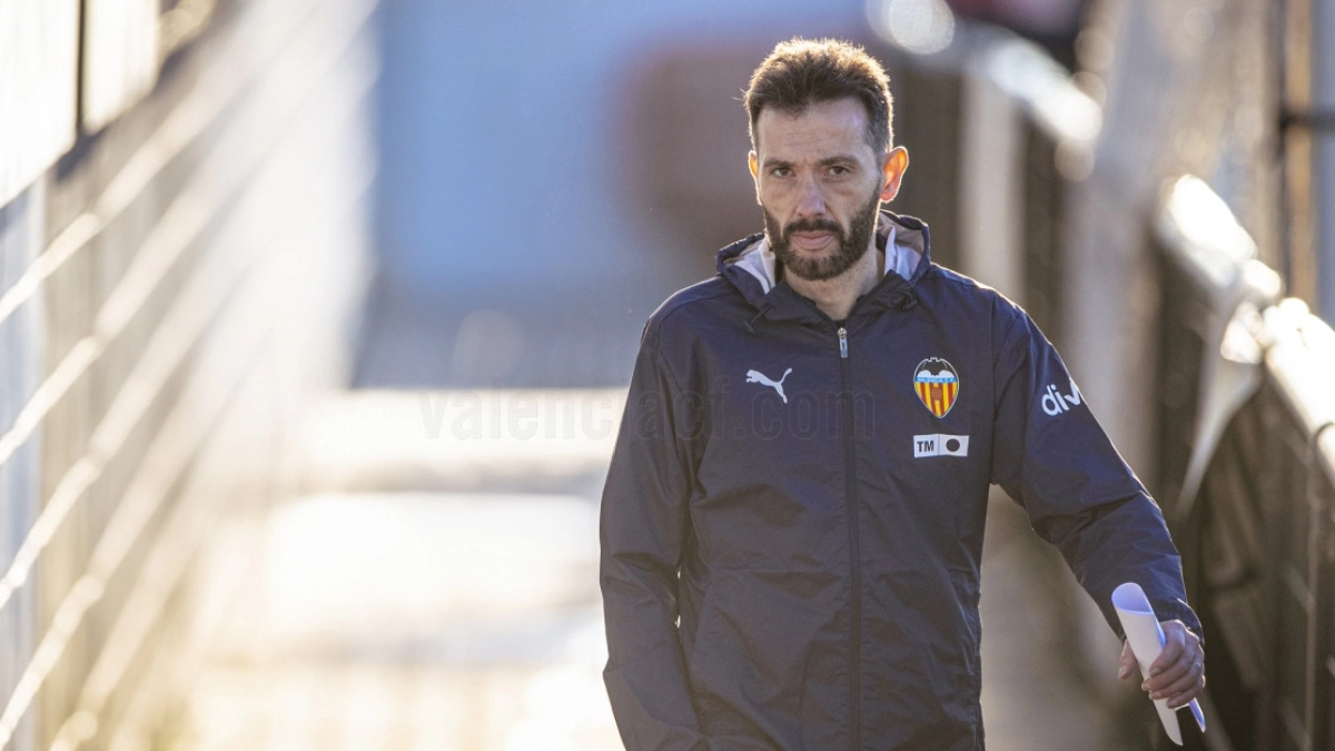 El Valencia quiere pescar en el Arsenal