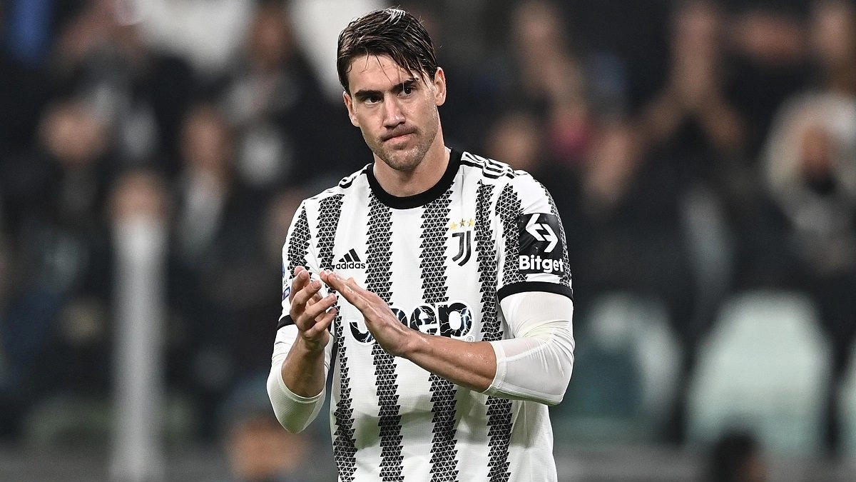 Dusan Vlahovic terminó contrato este verano con la Juve / Getty Images