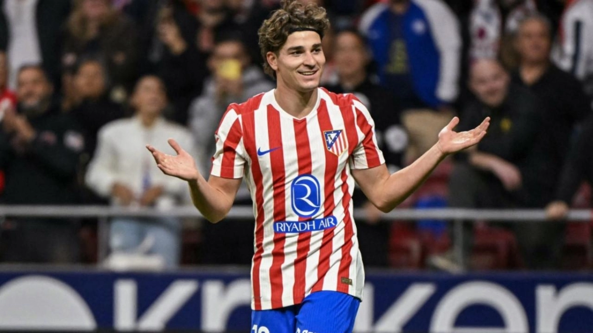 Atlético does not give in with Julián Álvarez / AFP