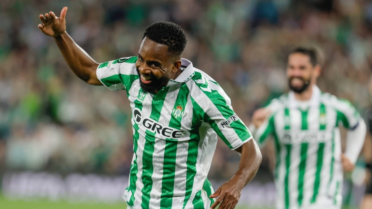 Bakambu negocia con el Levante / Marca