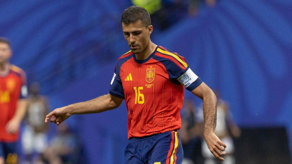 El Barcelona traza un 'Plan B' por si falla Rodri