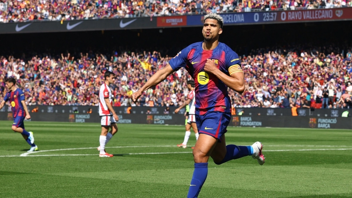 CERRADO: Ronald Araujo deja el Barcelona 