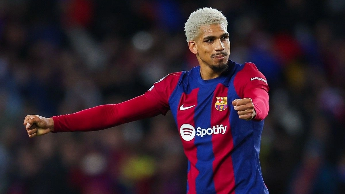 Ronald Araujo se marcha al Liverpool / Getty Images