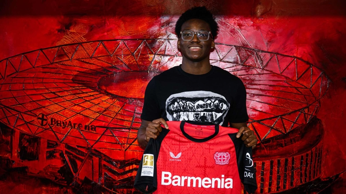 Axel Tape, defensa del Bayer Leverkusen / Bayer 04