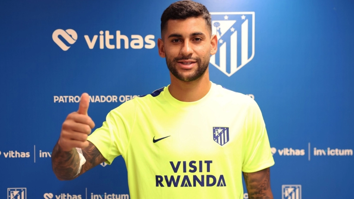 OFFICIAL: Atlético de Madrid signs Cuti Romero.