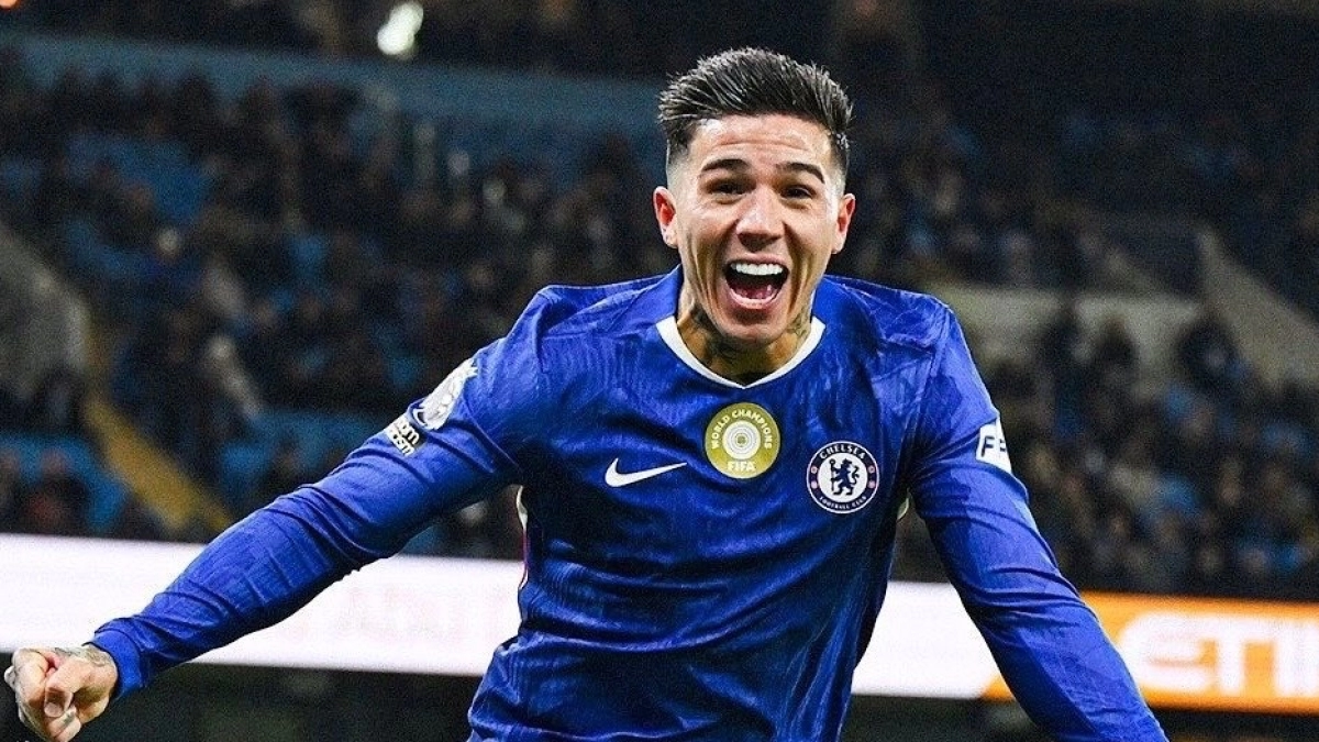 140 million for Enzo Fernández.