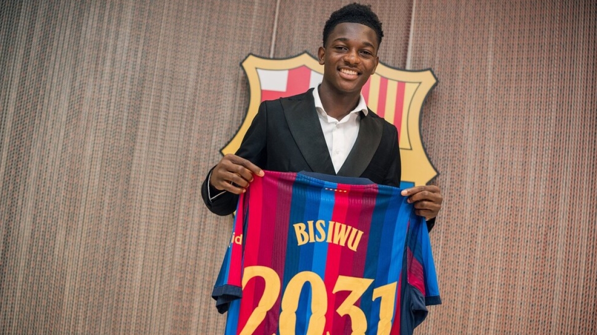 El FC Barcelona recibe una propuesta de cesión por Jesse Bisiwu
