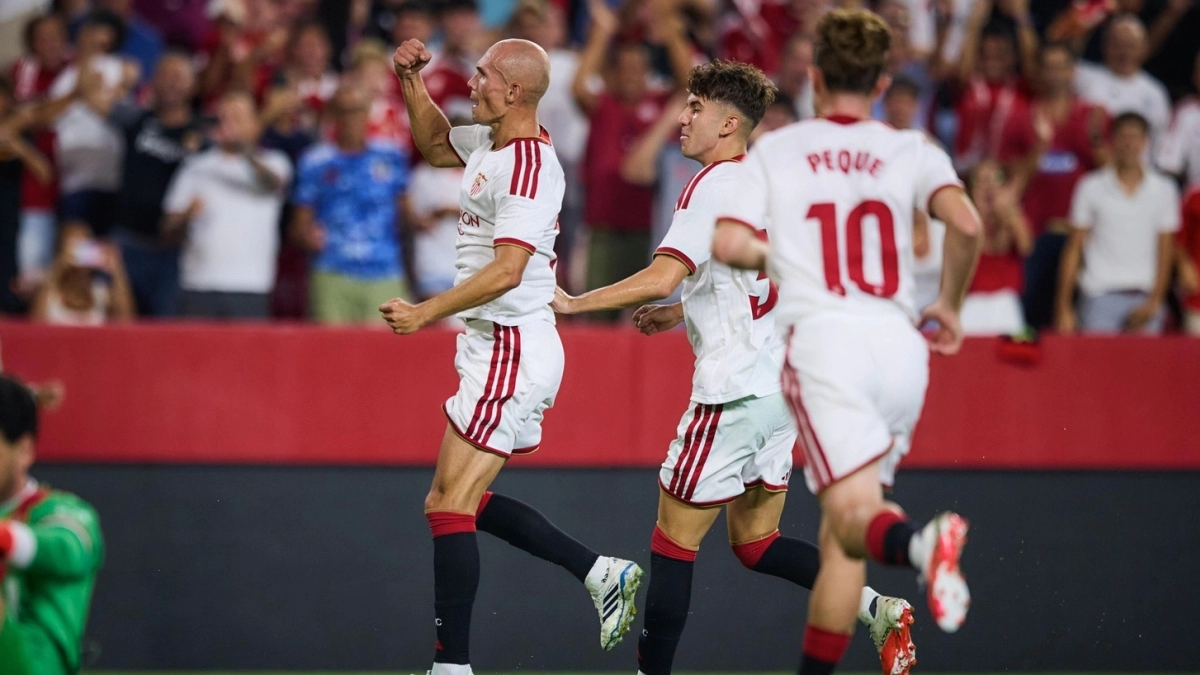 El Sevilla plantea la salida de Alfon / Sevillafc.es