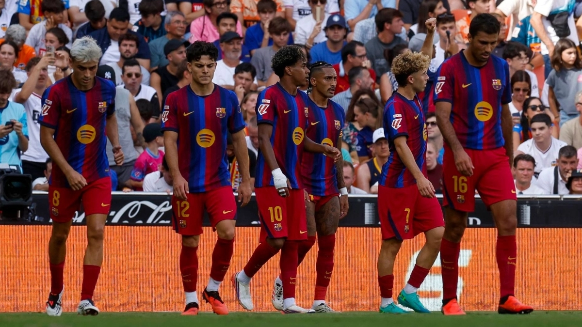 El Barcelona sigue pensando en Natan / Eldesmarque