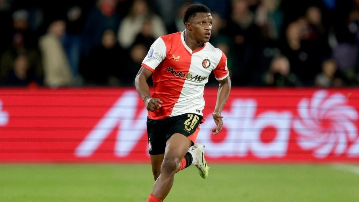 Puja en la Premier League por Givairo Read 