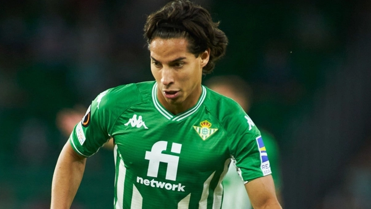 Diego Lainez se pierde tras irse del Betis / ABC