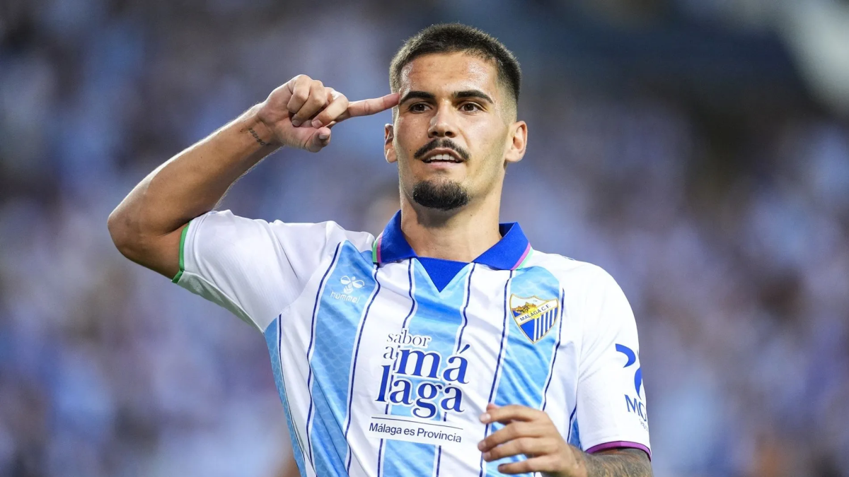 El Málaga CF sigue insistiendo en un fichaje a coste cero