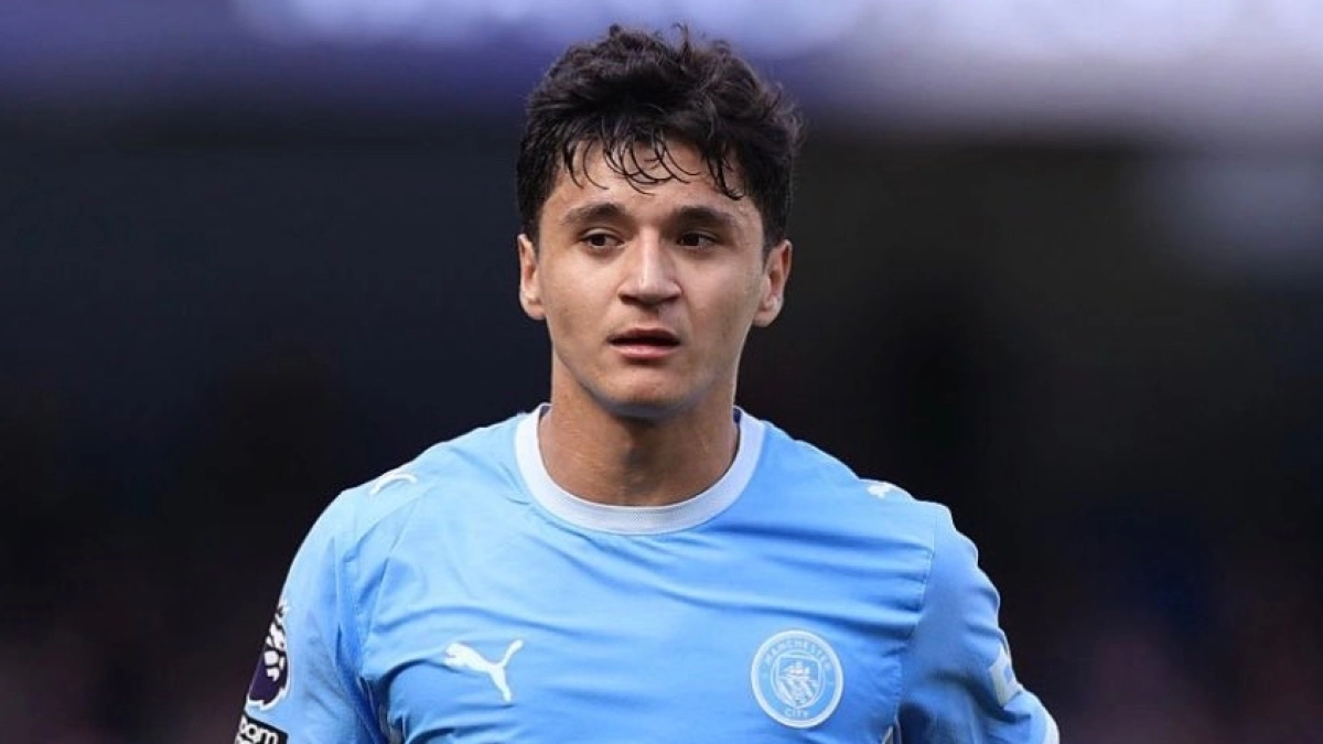 Khusanov, en el radar del Chelsea 
