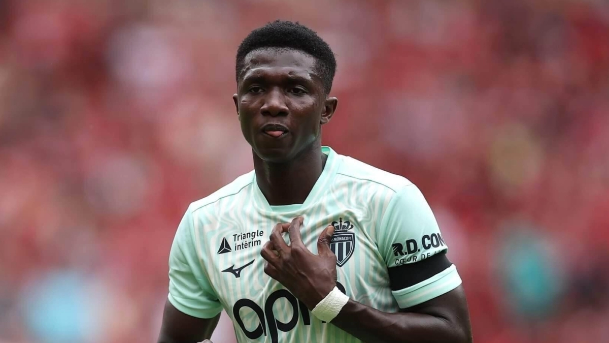 El Liverpool agenda a Lamine Camara para enero