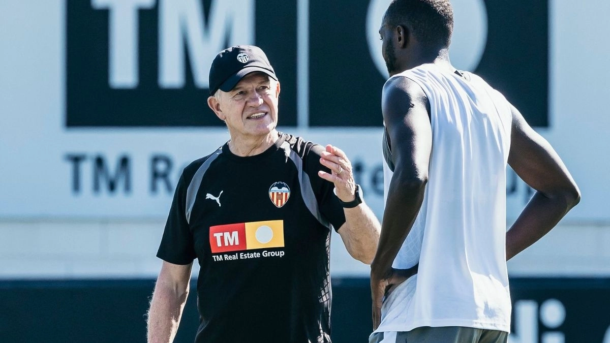 Javier Aguirre, entrenador del Valencia / Valencia CF