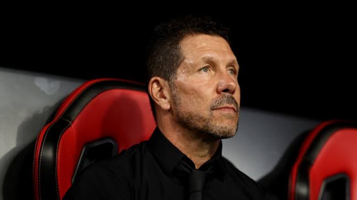 Filipe Luís, opción del Atlético para reemplazar a Simeone