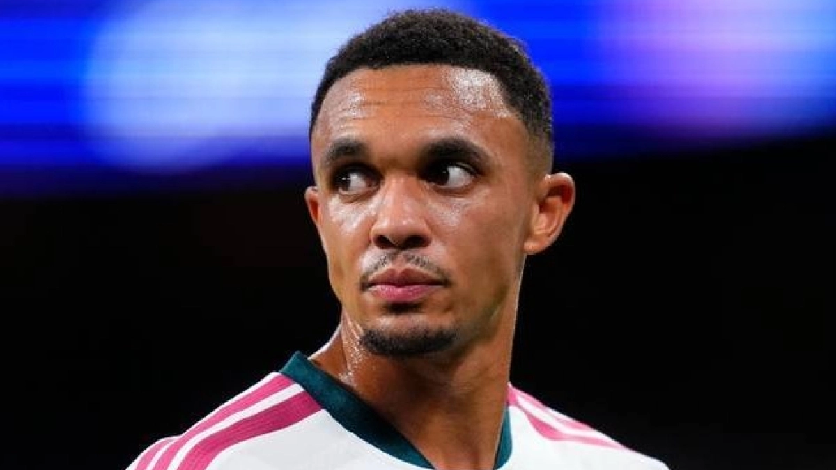 Guerra abierta en la Premier League por Alexander-Arnold