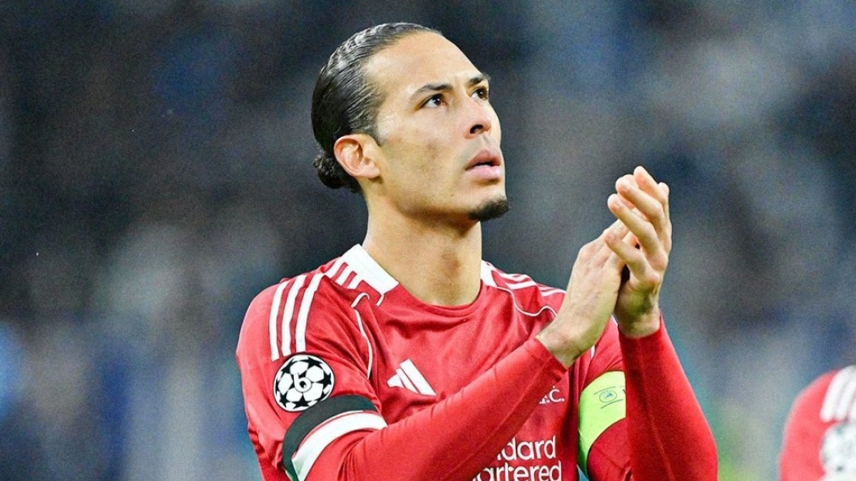 Virgil van Dijk saldrá gratis del Liverpool 