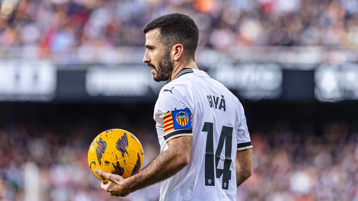 José Luis Gayà acepta reducir su sueldo para continuar en el Valencia