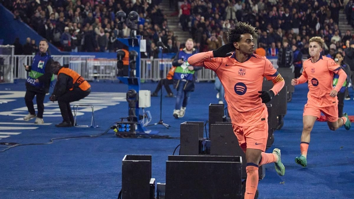 Lamine Yamal celebra su gol contra el PSG / Dani Barbeito