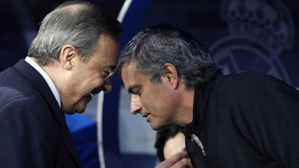 Mourinho señala a Trent y Dumfries / Sport