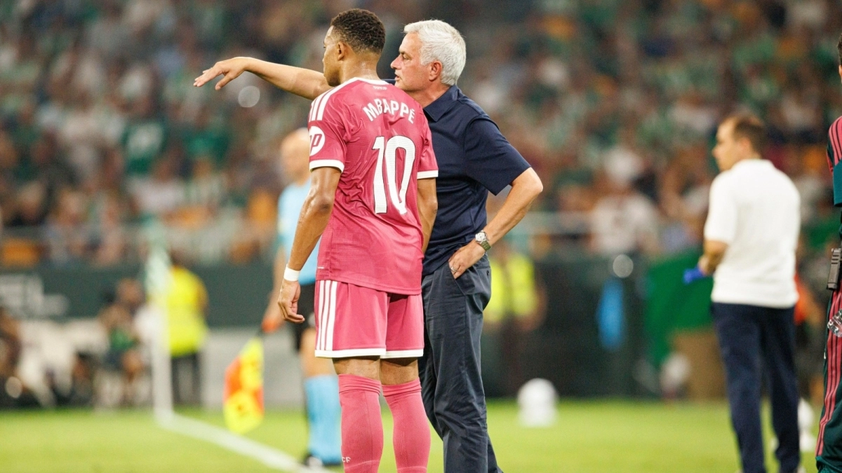 Mourinho crea un ataque más dinámico para el Real Madrid sin Vinicius / Managin Madrid