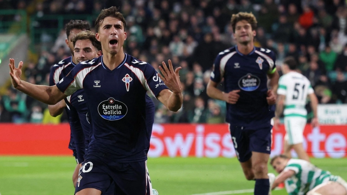 Los jugadores del Celta celebran un gol contra el Celtic en la Europa League / Reuters