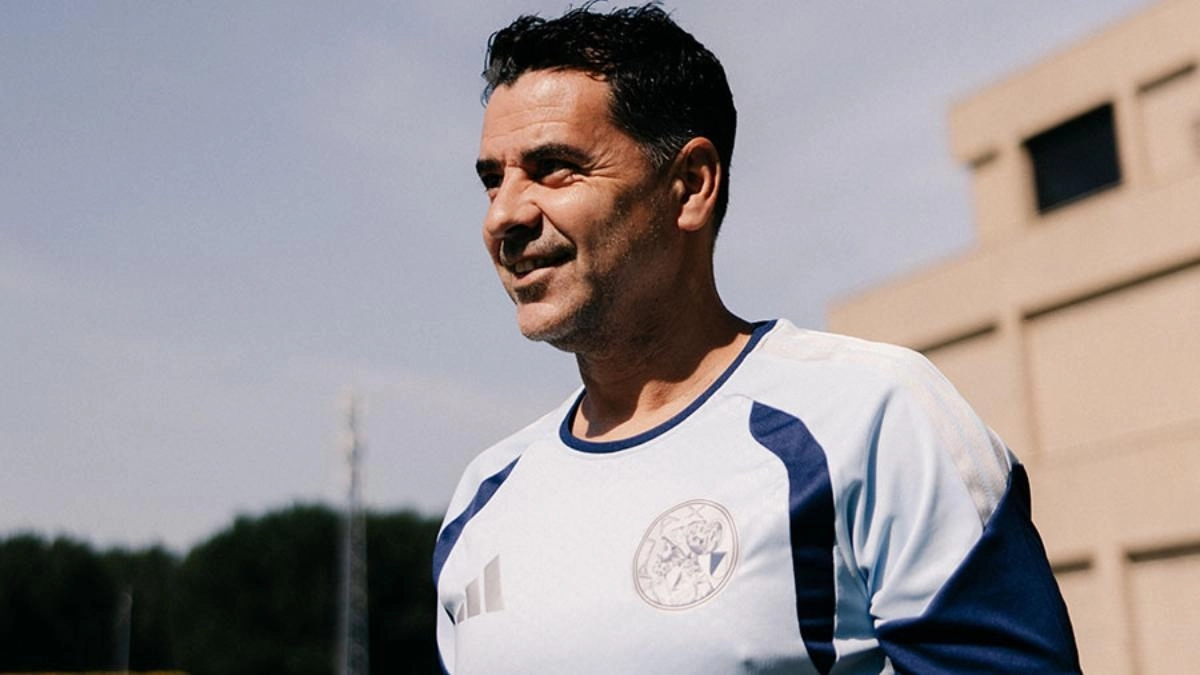 Míchel Sánchez, entrenador del Ajax / Instagram