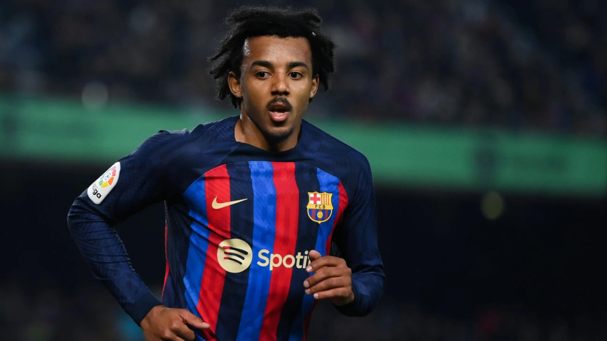 El FC Barcelona pone precio a Koundé