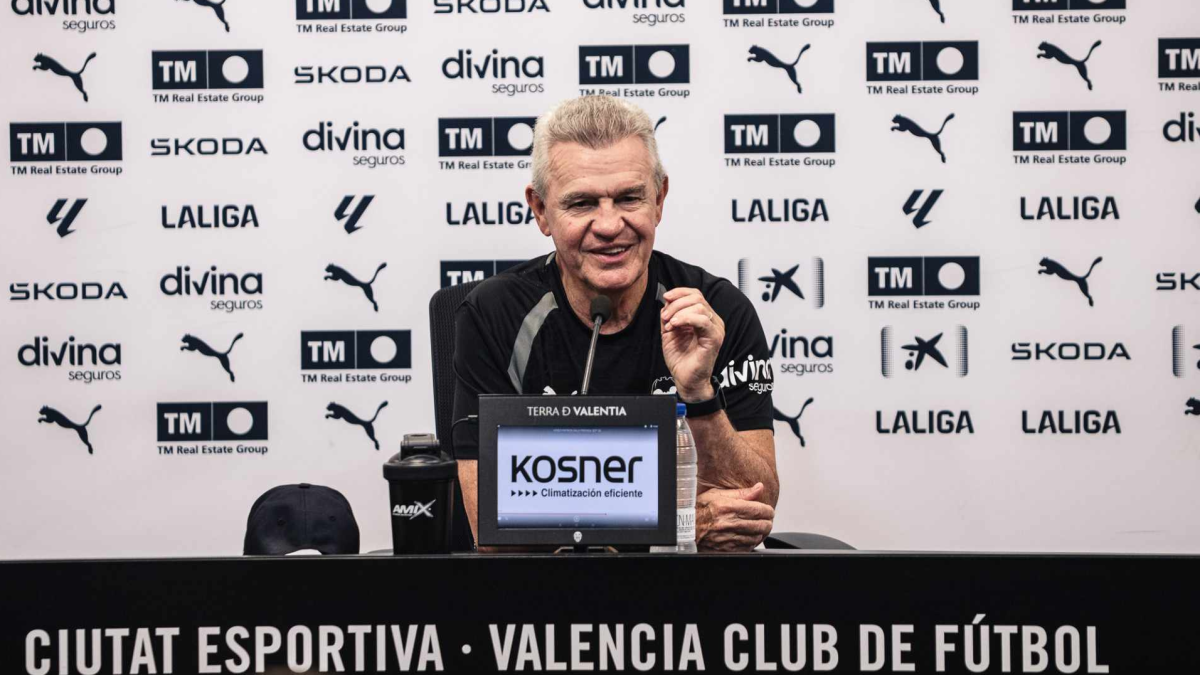 Javier Aguirre se encara con Mestalla y señala la falta de delanteros