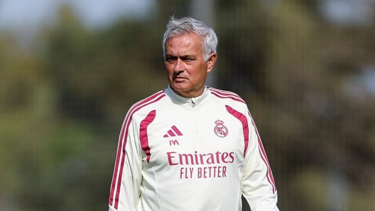 Mourinho avisa: "Este jugador no saldrá del Real Madrid"