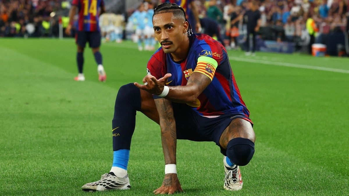 Raphinha celebra un gol con el Barcelona / Reuters