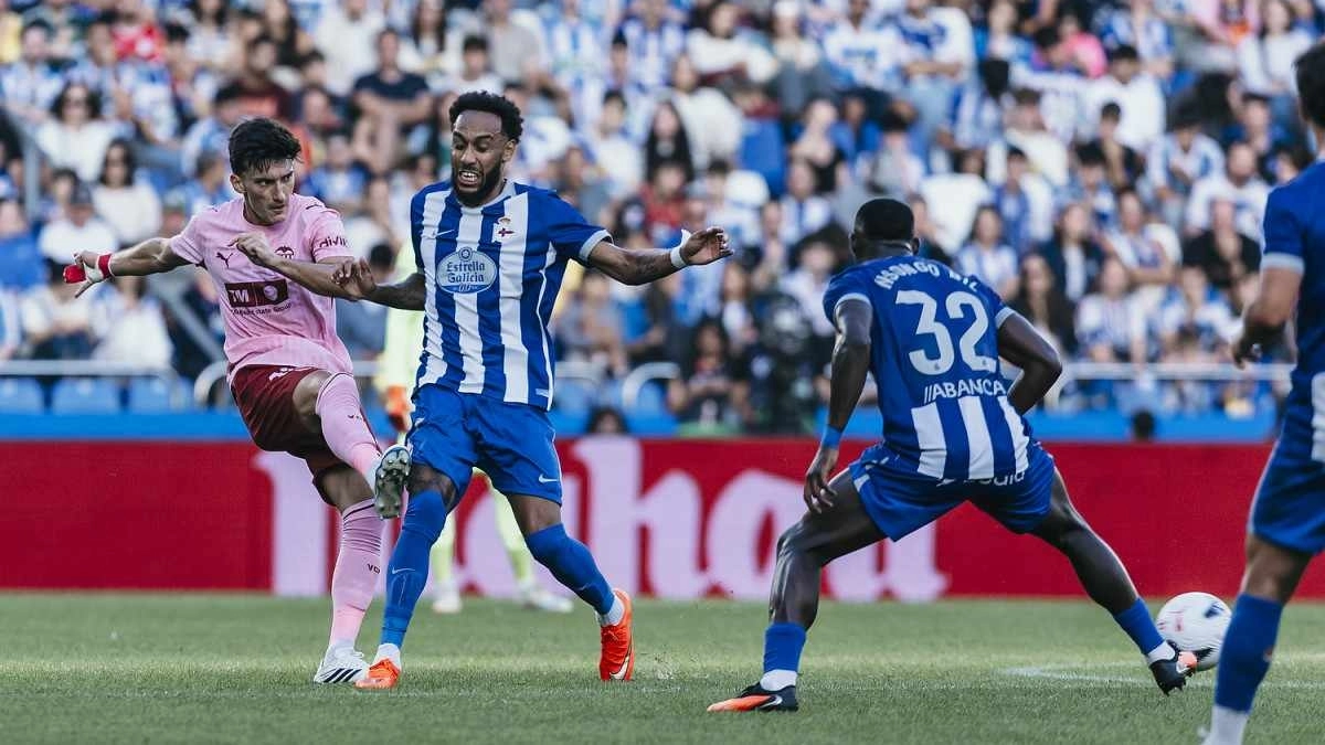 Deportivo y Valencia se enfrentan en Riazor / LaLiga