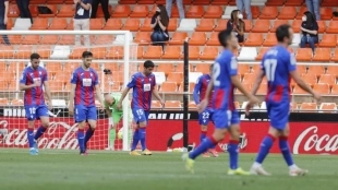 Las 16 bajas del Eibar tras su descenso consumado. Foto: Cadena Ser