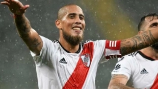 "OFICIAL: Maidana vuelve a River Plate./ Foto: MARCA"